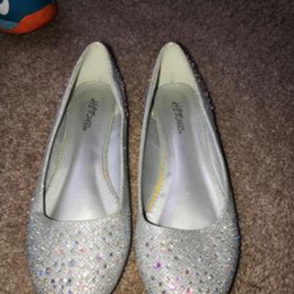 Dress shoes